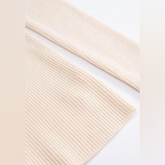 Off white long sleeve knitted Tee - Picture 3 of 3